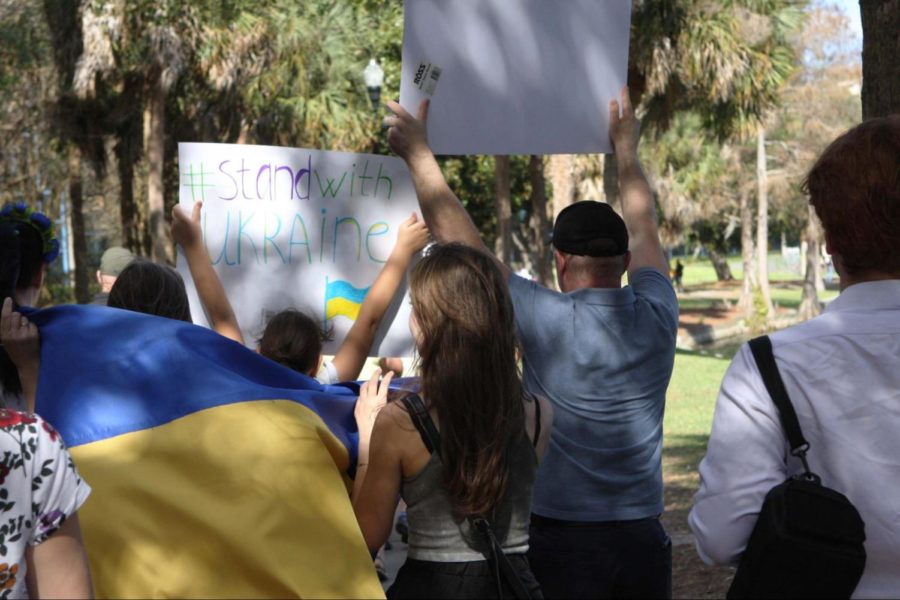 Local students show support for Ukraine at the protest on March 5th in Lake Eola, FL. 