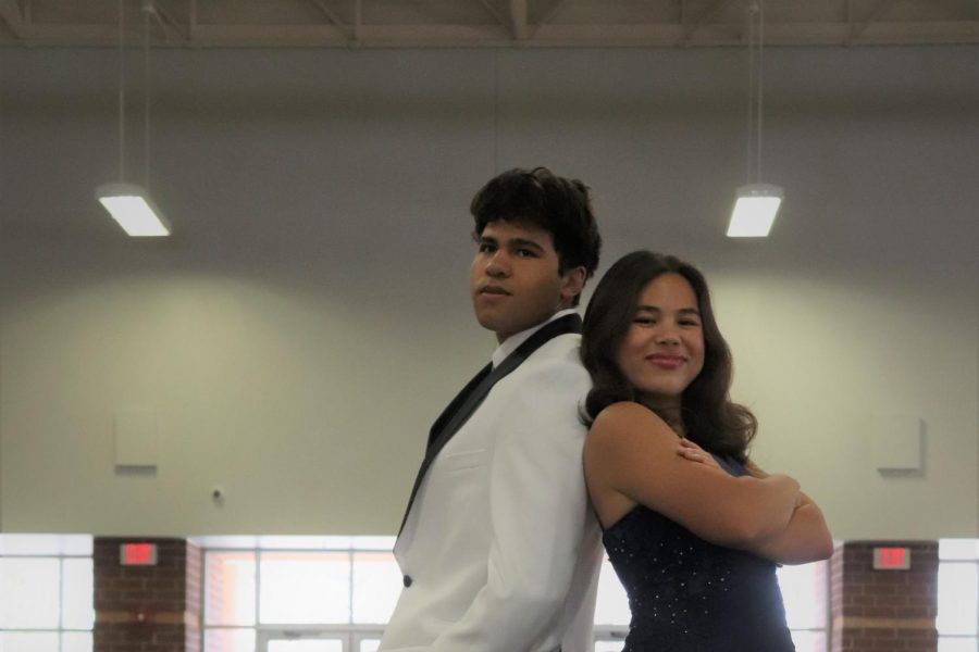 Ryan Siguenza and Ellie Walters pose for the Prom fashion show 