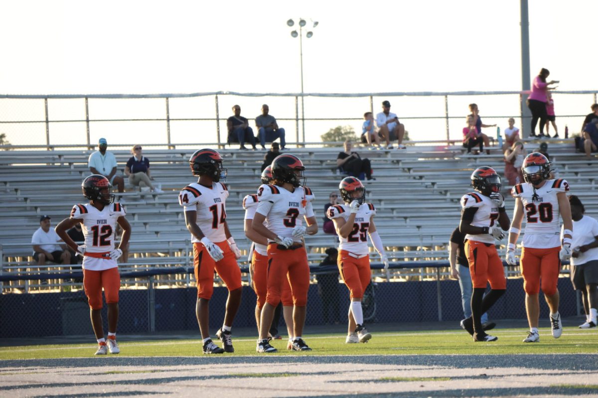 Oviedo Lions prepare for game against Lake Howell Silverhawks